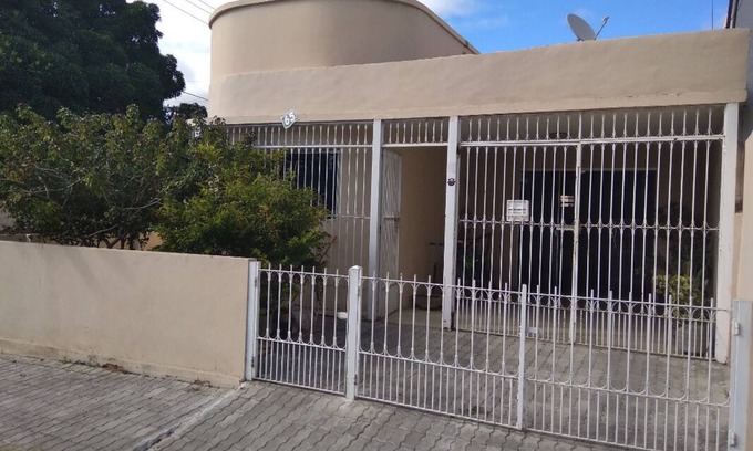 Petrolina House | House (350m from Pátio do São João)