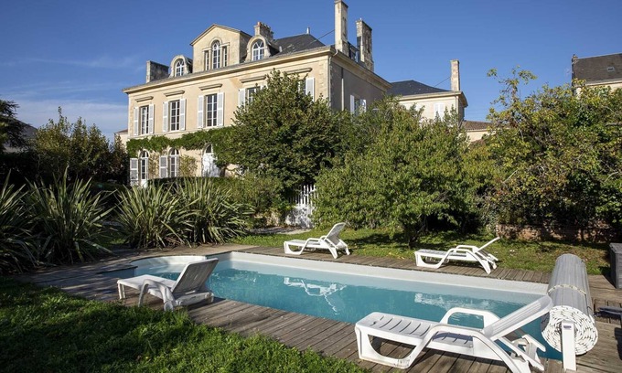 Fontenay-le-Comte House | House-5 étoiles-Family-None