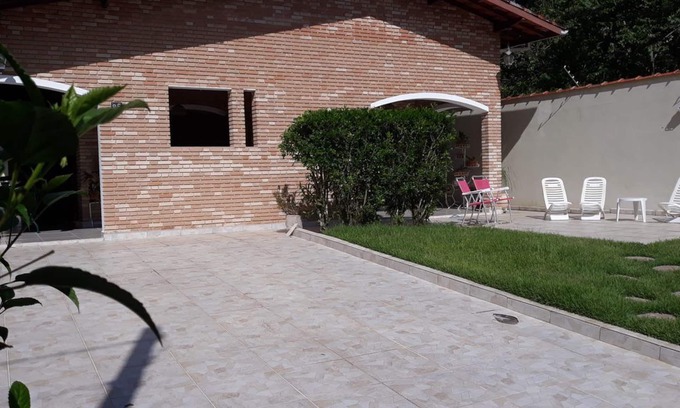 Praia da Enseada House | House 5 minutes walk from Enseada beach
