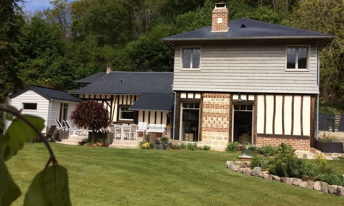 Saint-Martin-aux-Buneaux House | House 5 people close to the beach of Petites Dalles