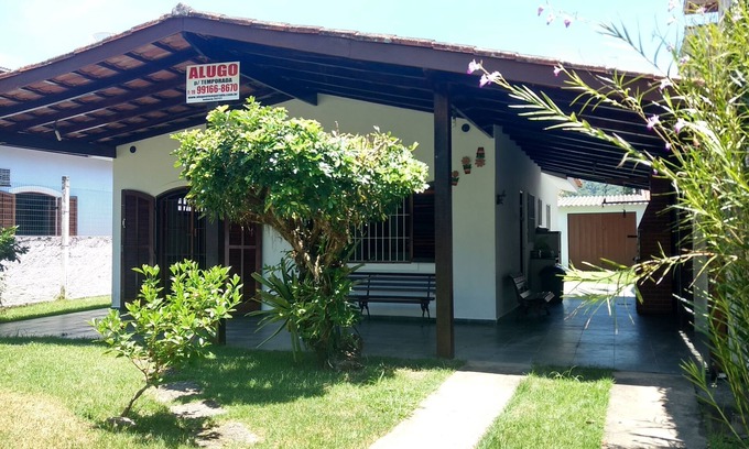 Maranduba House | HOUSE - 90m from Maranduba Beach