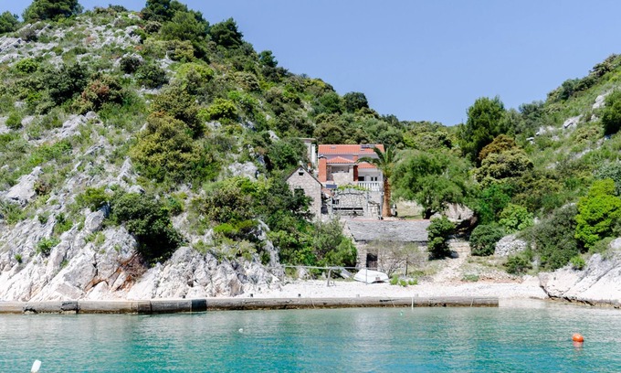 Gornje Selo House | House Ančica (45131-K1) - Stomorska - island Solta