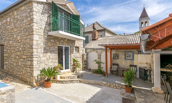 Solta House | House Ante (30951-K1) - Grohote