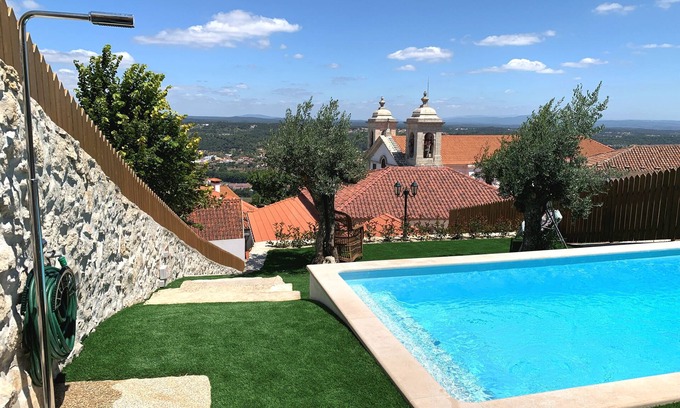 Nossa Senhora das Misericordias House | House Balcony Castle - Ourém/Fatima