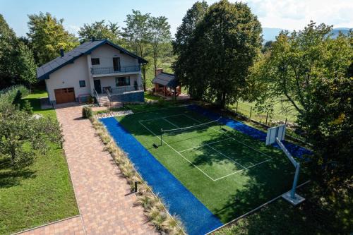 Dreznik Grad House | House Boshanar