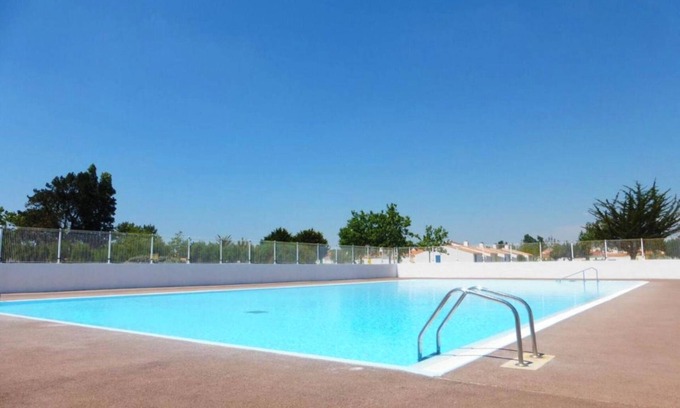 Bretignolles-sur-Mer Apartment | House Bretignolles-sur-Mer with swimming pool in Vendée close to the sea