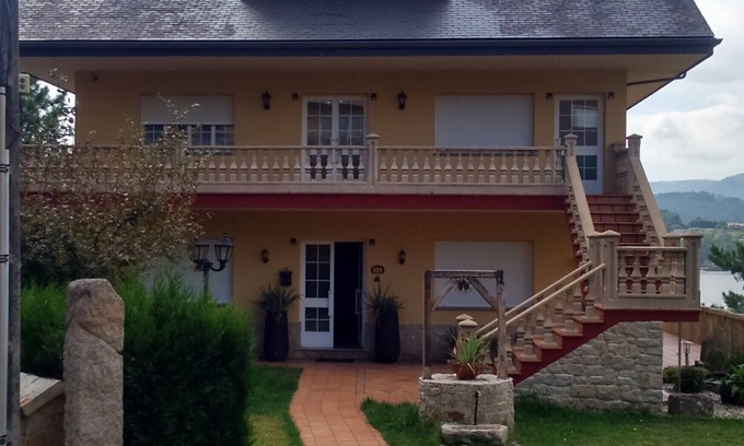 Bealo House | House by the sea