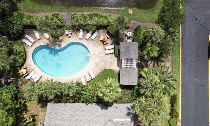 Seaspray House | House by the Sea + Private Beach Access + Sleep 10
