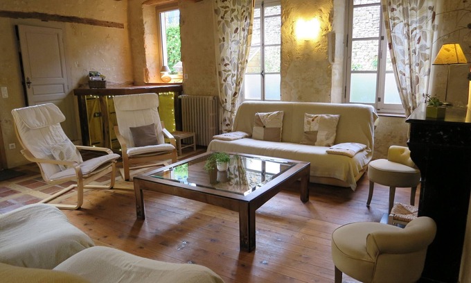 Mamers Cottage | House classified "4 ears". Enclosed garden. In historic district. 2 h from Paris