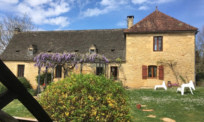 Saint-Genies House | House-Comfort-Private Bathroom-Countryside view-Gîte Lauzière