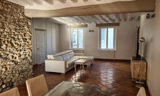 Thorigny-sur-Marne House | House divided in 2 appartments, 20 min Disneyland, 25 minutes Paris