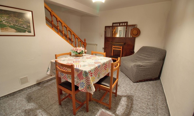 Los Valdecolmenas Cottage | House in rural environment ideal for families