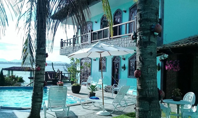Araruama House | HOUSE FACING ARARUAMA LAGOON IN GATED COMMUNITY WITH LEISURE AREA