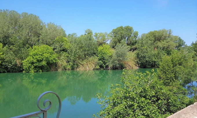 Montfrin House | House facing the river - near the Pont du Gard, Uzes, Nimes, Avignon, Arles .