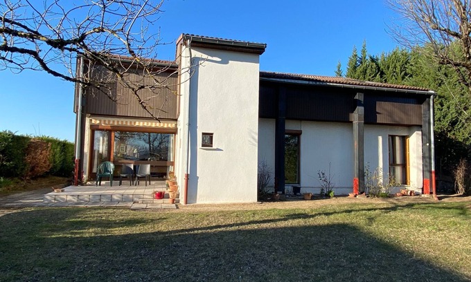 Thiers House | House for 2 to 12 people, residential area