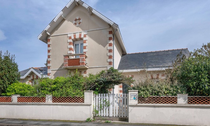 La Bernerie-en-Retz House | House for 6 in Bernerie , 270m from the beach