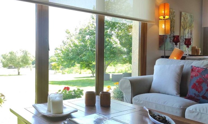 Cabana de Bergantinos Cottage | House for 4 people. (Cuncheiro Houses)