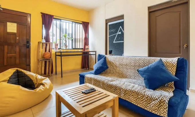 Lalinde House | House for Family & Groups