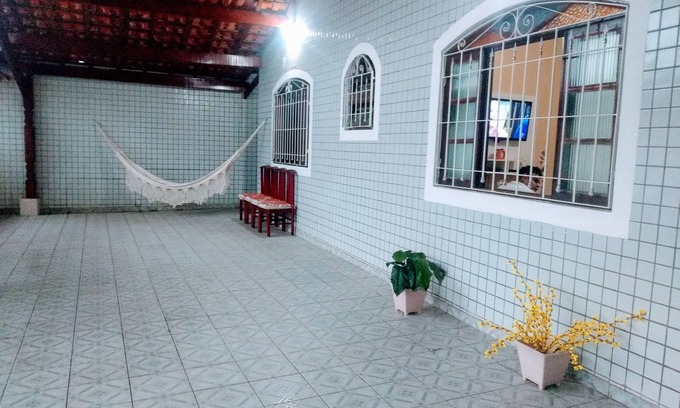 Praia Grande House | House for Season 3 blocks from the Beach 🏖️ ⛱️🌻