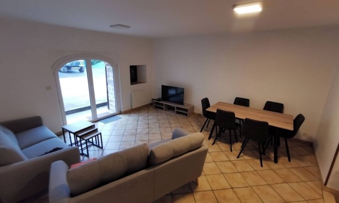 Frebuans House | House Frébuans
