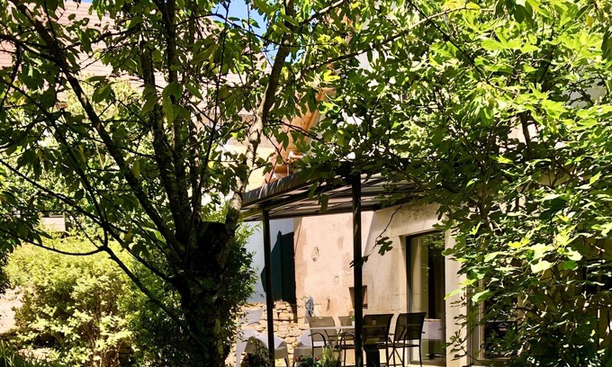 Courbouzon House | House