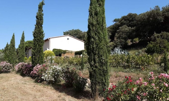 Faugeres House | House