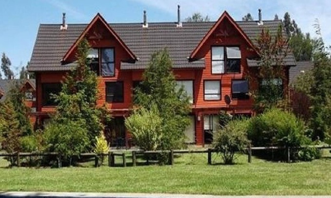 Pucon House | House Hacienda Puerto Pucon in Private Condominium 3 Swimming Pools parking lot