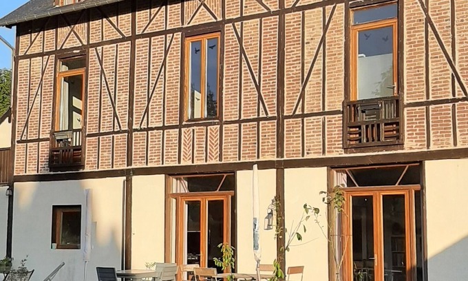 Aizier House | House "Hotel of travelers"
