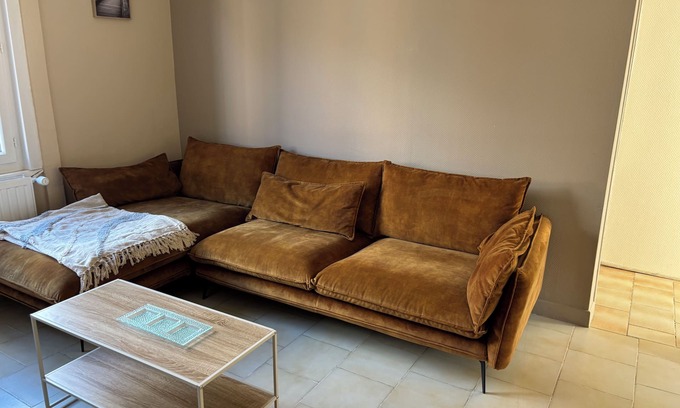 Recourt House | House ideal for family or employees 4 bedrooms, garden, garage, fireplace