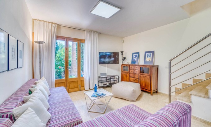 Alcudia House | House in Alcudia near Beach & Mountain Views