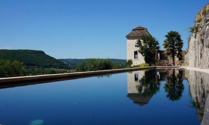 Beynac-et-Cazenac House | House in Beynac with access to enormous pool