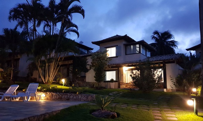 Joao Fernandes House | House in closed condominium, 2br w/air cond. in João Fernandes.
