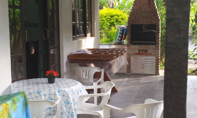 Boicucanga Beach House | House in condominium facing the sea-8 people- weekends/season