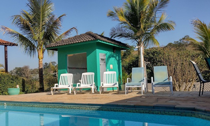 Atibaia House | HOUSE IN CONDOMINIUM, WI-FI, POOL & COMFORT.
