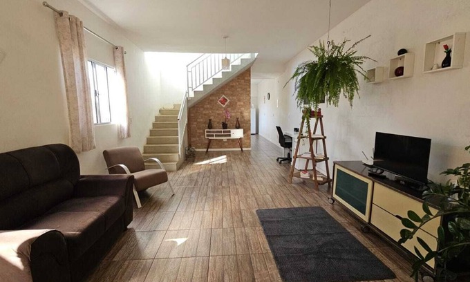 Cotia House | House in Cotia Animalia Park, CT of Sao Paulo and Thermas da Mata