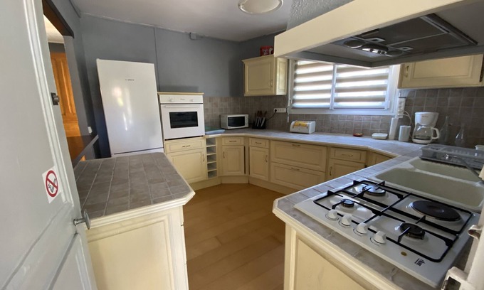 Dienville Cottage | House in Dienville by the river 6 sleeps possible Lake very close by