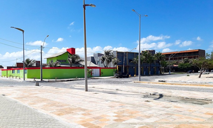 Praia do Futuro II House | House in front of PRAIA DO FUTURO