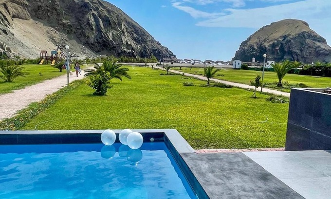 Asia House | House in front of the sea, with swimming pool, terrace, barbecue, Pet friendly!