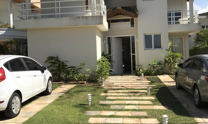 Vista Linda House | House in Hanga Roa condominium near the beach with complete leisure