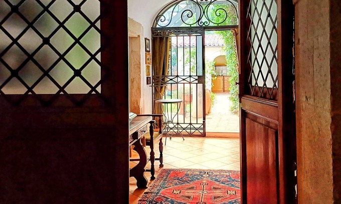 Sulmona House | House in historic center in Sulmona with garden and jacuzzi
