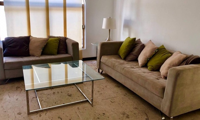 Hermosillo House | HOUSE IN HOTEL ZONE / CASA ZONA HOTELERA HERMOSILLO