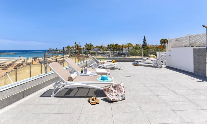 Playa de Mogan Apartment | House in Lloret de Mar with terrace