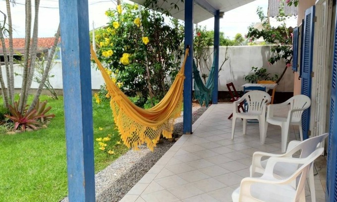 Palhoca House | House in Pinheira 50m from the beach w/Wi-Fi