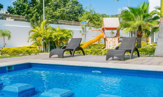 Cancun House | House in Private Altus Il - Private Pool