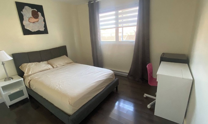 Saint Constant House | House in Saint-Constant 15 minutes from Montreal