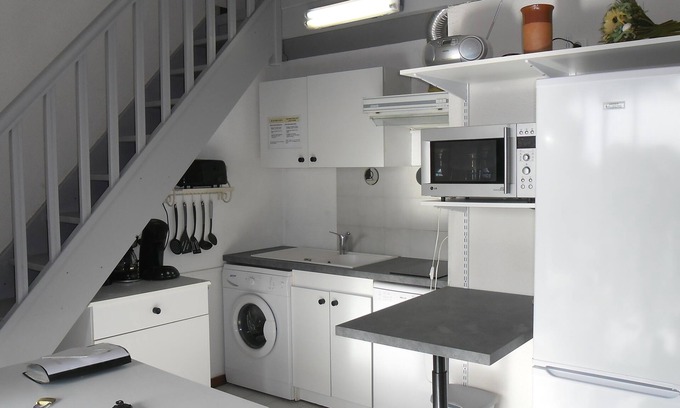 Fleury House | HOUSE IN ST PIERRE LA MER