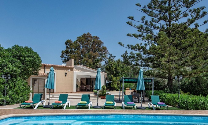 Cala Bona Villa | HOUSE IN THE AREA OF CALA BONA WITH POOL AND GARDEN
