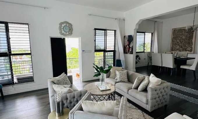 Beverly Hills House | House In The City