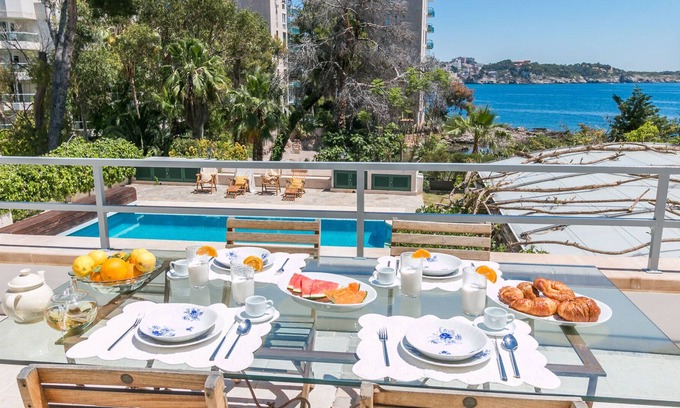 Illetas Villa | House in the illetas beach