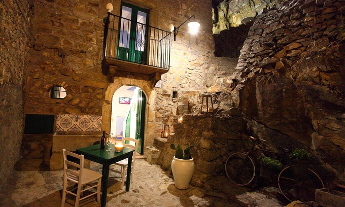 Mistretta House | House in the mountains 20 minutes from the sea